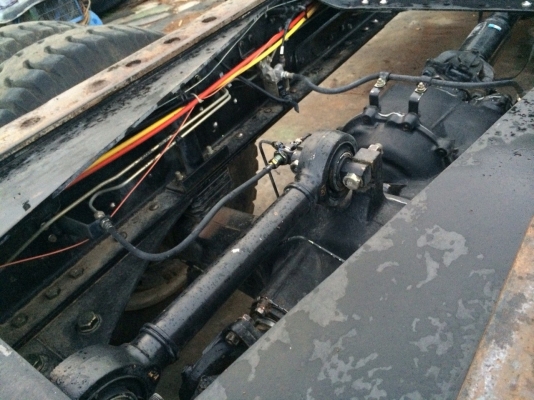 ขายด่วนเมกก้า 260แรง ปี 47 หัวคัสซี จัดแนนซ์ได้สูง ดอกถูก จัดแนนซ์ได้1200000บาท หรือต้องการกะบะดั้มสามมิตรทางเราก็มี