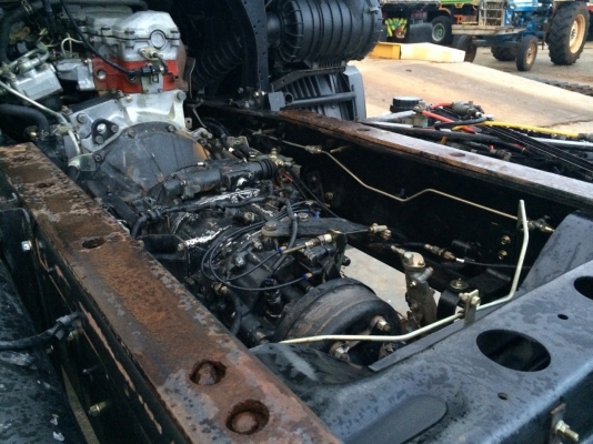 ขายด่วนเมกก้า 260แรง ปี 47 หัวคัสซี จัดแนนซ์ได้สูง ดอกถูก จัดแนนซ์ได้1200000บาท หรือต้องการกะบะดั้มสามมิตรทางเราก็มี