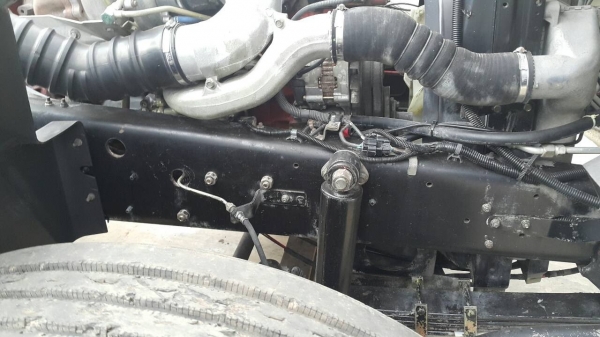 ขายด่วนเมกก้า 260แรง ปี 47 หัวคัสซี จัดแนนซ์ได้สูง ดอกถูก จัดแนนซ์ได้1200000บาท หรือต้องการกะบะดั้มสามมิตรทางเราก็มี