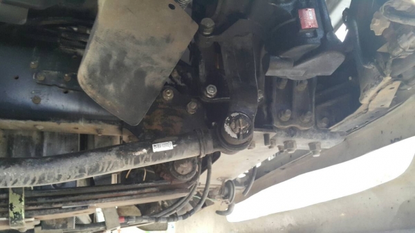 ขายด่วนเมกก้า 260แรง ปี 47 หัวคัสซี จัดแนนซ์ได้สูง ดอกถูก จัดแนนซ์ได้1200000บาท หรือต้องการกะบะดั้มสามมิตรทางเราก็มี