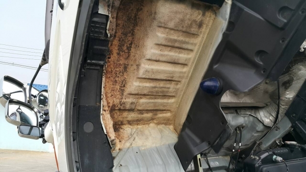 ขายด่วนเมกก้า 260แรง ปี 47 หัวคัสซี จัดแนนซ์ได้สูง ดอกถูก จัดแนนซ์ได้1200000บาท หรือต้องการกะบะดั้มสามมิตรทางเราก็มี