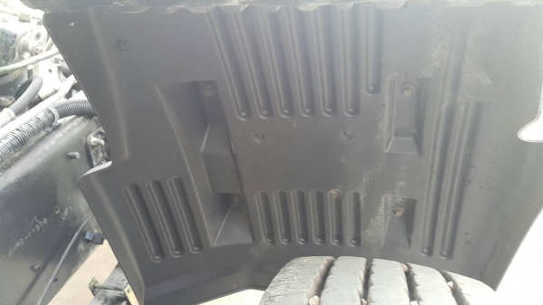 ขายด่วนเมกก้า 260แรง ปี 47 หัวคัสซี จัดแนนซ์ได้สูง ดอกถูก จัดแนนซ์ได้1200000บาท หรือต้องการกะบะดั้มสามมิตรทางเราก็มี