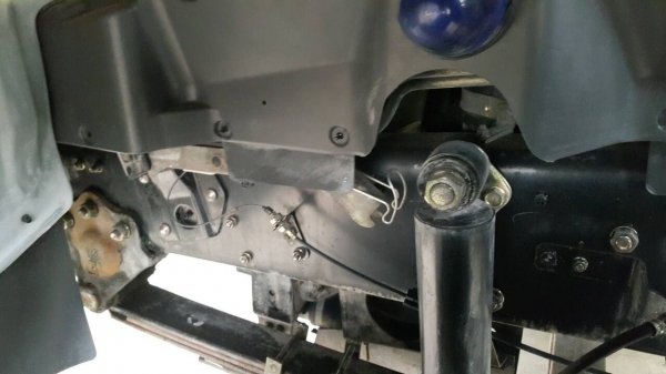 ขายด่วนเมกก้า 260แรง ปี 47 หัวคัสซี จัดแนนซ์ได้สูง ดอกถูก จัดแนนซ์ได้1200000บาท หรือต้องการกะบะดั้มสามมิตรทางเราก็มี