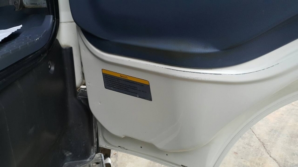 ขายด่วนเมกก้า 260แรง ปี 47 หัวคัสซี จัดแนนซ์ได้สูง ดอกถูก จัดแนนซ์ได้1200000บาท หรือต้องการกะบะดั้มสามมิตรทางเราก็มี