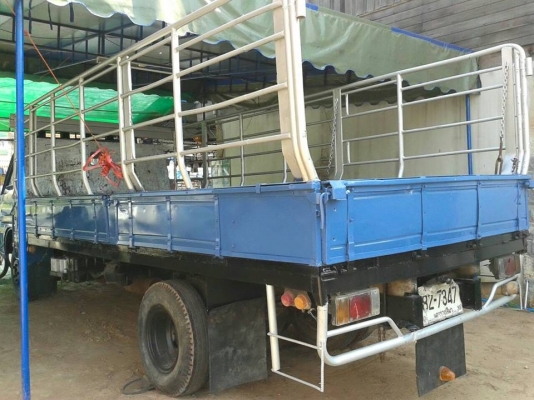 ขาย6ล้อกลาง บรรทุก อีซูซุ110 ยาว5.30เมตร แชชซีสวย พ.เพาเวอร์ พื้นเหล็ก พร้อมคอกเสริมข้าง ภายในสวย