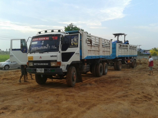 ขายสิบล้อพ่วงแม่ลูกสวยๆ