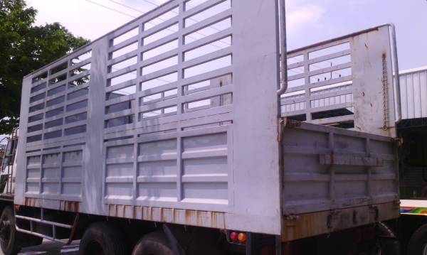 กระบะ 10 ล้อ ไม่ดัมพ์ เหล็ก ยาว 6.10 เมตร