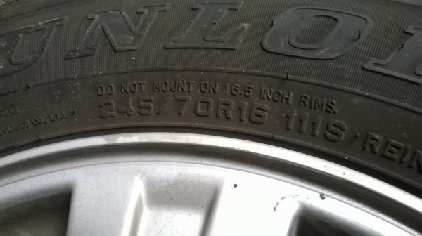 ขายล้อพร้อมยางไทรทัน ขอบ16 ขายล้อพร้อมยางไทรทัน ขอบ16