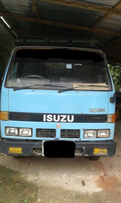 ขายรถ6ล้อดั้มพ์ ISUZU NKR เครื่อง 88 แรงม้า เกียร์สั้น สนใจโทร 081-970-1072 ขายรถ6ล้อดั้มพ์ ISUZU NKR เครื่อง 88 แรงม้า เกียร์สั้น สนใจโทร 081-970-1072
