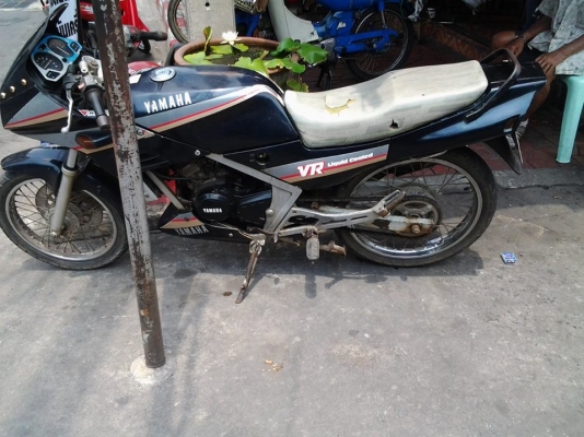 ขายยามาฮ๋าvr150มีทะเบียนโอนเดิมๆๆๆสนใจ091-8892274  086-0767308