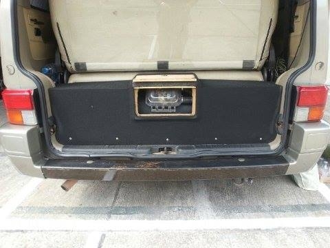 ตู้ Volk swagen คาราเวล 2.5 เกียร์ AUTO ปี 1995