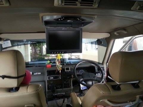 ตู้ Volk swagen คาราเวล 2.5 เกียร์ AUTO ปี 1995