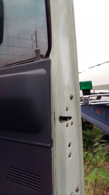 ขายรถบรรทุกสิบล้อหัวแชสซี HINO 3H เครื่องเดิม 195 แรง 2 เพลา แชสซีสวย ภายในดี ทะเบียนพร้อม ขายรถบรรทุกสิบล้อหัวแชสซี HINO 3H เครื่องเดิม 195 แรง 2 เพลา แชสซีสวย ภายในดี ทะเบียนพร้อม