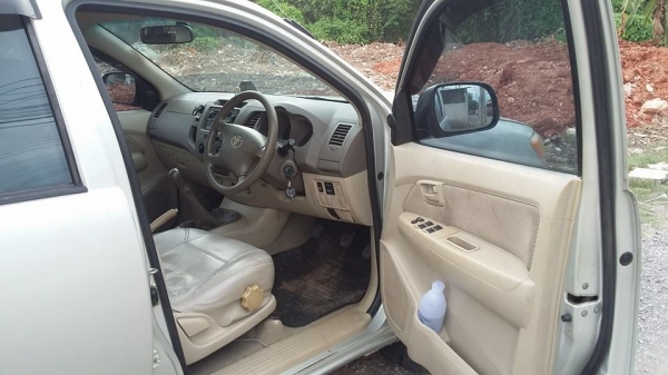 ขายวีโก้4ประตูปี2005/เครื่อง3.0/ตัวGท๊อบสุดรถจะให้สวยต้องเก็บสีใหม่มีผุบางขับดีแอรทะเบียนขาด54 ขายวีโก้4ประตูปี2005/เครื่อง3.0/ตัวGท๊อบสุดรถจะให้สวยต้องเก็บสีใหม่มีผุบางขับดีแอรทะเบียนขาด54