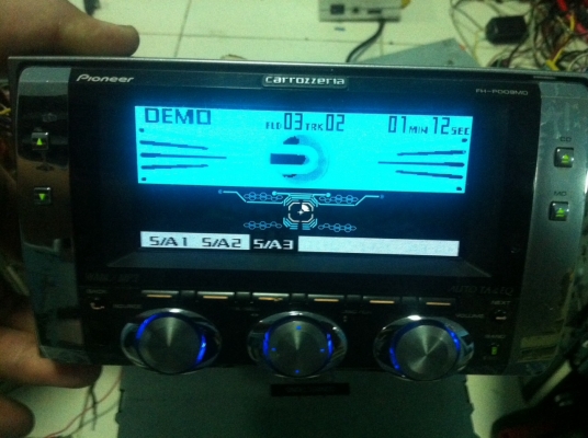 Pioneer FH-009MD รุ่นท็อป 24Bit จอไฟฟ้า กราฟฟิกจอขนาดใหญ่ ปรับระดับจอขึ้นลง MP3 MD CD AUX ปรีเอ้า 3 ชุด มือ2 ญี่ปุ่น