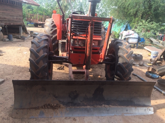 ขาย รถไถ kubota M9000 สภาพดี ไม่มีปัญหาครับ ขาย รถไถ kubota M9000 สภาพดี ไม่มีปัญหาครับ