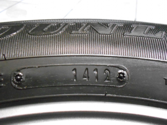 ขายล้อแม็ก Toyota Vigo Champ ขอบ 16 พร้อมยาง Dunlop 215/65/16 ปี 12/เทิร์นได้ ใส่ฟรี ส่งฟรีค่ะ