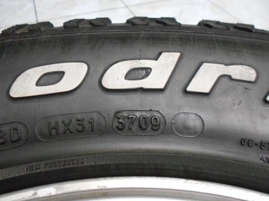 ขายล้อแม็กเล็บเหยี่ยวแท้ ขอบ 16 พร้อมยาง BFGoodrich All -Terrain 265/70/16 ปี 09/เทิร์นได้ ใส่ฟรี ส่งฟรีค่ะ