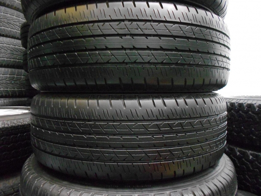 ขายยาง Bridgestone ER33 215/60/16 กลางปี 13 ดอกสวย ไม่มีปะ 1 ชุด ราคา 3,800.- / ใส่ ถ่วง ฟรีค่ะ ขายยาง Bridgestone ER33 215/60/16 กลางปี 13 ดอกสวย ไม่มีปะ 1 ชุด ราคา 3,800.- / ใส่ ถ่วง ฟรีค่ะ