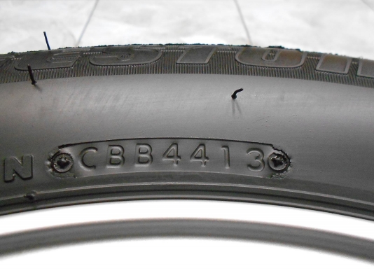 ขายล้อแม็ก Honda Civic FB ขอบ 15 พร้อมยาง Bridgestone 195/65/15 ปลายปี 13/เทิร์นได้ ใส่ฟรี ส่งฟรีค่ะ