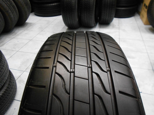 ขายยาง Michelin 215/60/16 ปลายปี 13 ดอกสวย ไม่มีปะ 1 ชุด / ใส่ฟรี ส่งฟรีค่ะ