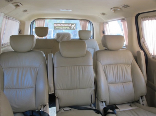 รถตู้ครอบครัวมือสอง HYUNDAI H1 Executive 2.5 AT MPV รุ่นTOP FULL OPTION ปี2010