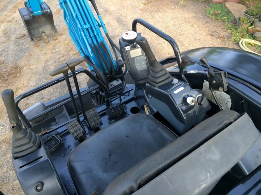 ขายแบคโฮ AIRMAN  รถเก่าญี่ปุ่น  สภาพพร้อมใช้งาน ติดต่อ 086-775-7900 086-324-1992