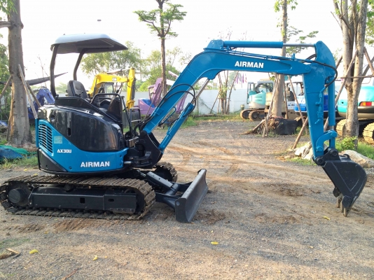 ขายแบคโฮ AIRMAN  รถเก่าญี่ปุ่น  สภาพพร้อมใช้งาน ติดต่อ 086-775-7900 086-324-1992