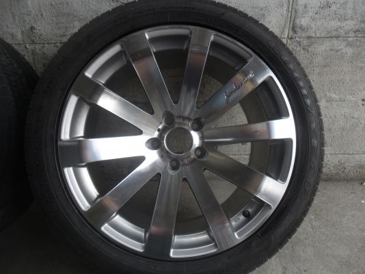 ล้อแม็ก 19นิ้ว 5รู114 พร้อมยาง สวยๆ 4 ล้อ ราคา 11900 บาท