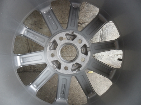 ล้อแม็ก 19นิ้ว 5รู114 พร้อมยาง สวยๆ 4 ล้อ ราคา 11900 บาท