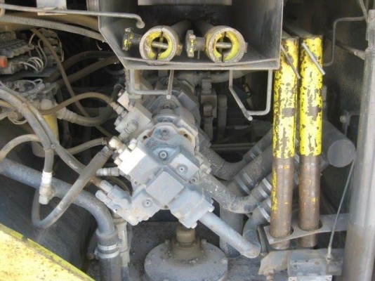 HANTA F2460W2-***** ปี2006 9192ชม. เหมือนSumitomo HA60W-5 สภาพดีครับ HANTA F2460W2-***** ปี2006 9192ชม. เหมือนSumitomo HA60W-5 สภาพดีครับ