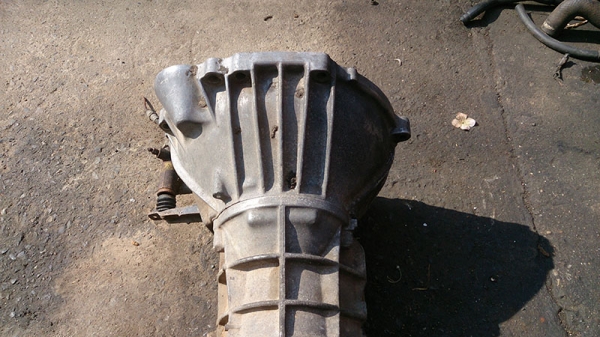 ขายเกียร์ธรรมดาห้าสปีดใส่เครื่องยนต์โตโยต้า2L-5L