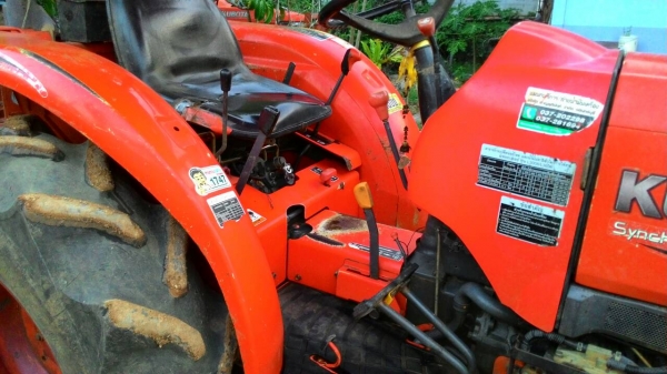 ขายรถไถ KUBOTA L3608 อุปกรณ์หน้า-หลังครบ ราคา 300,000 สอบถาม 0818618678 อ.แกลง จ.ระยอง