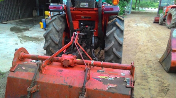 ขายรถไถ KUBOTA L3608 อุปกรณ์หน้า-หลังครบ ราคา 300,000 สอบถาม 0818618678 อ.แกลง จ.ระยอง
