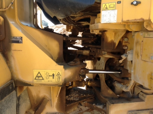 รถตัก CAT 950H J5J***** 13891ชม.  ปี2008 หากรอของได้ 30-45 วันติดต่อมาได้เลยครับ