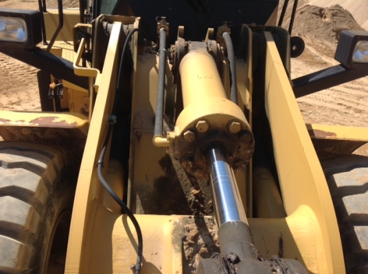 รถตัก CAT 950H J5J***** 13891ชม.  ปี2008 หากรอของได้ 30-45 วันติดต่อมาได้เลยครับ