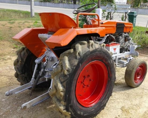 ขายรถไถนาคุโบต้า 1500สูบเดียวพร้อมใช้ครับ เครื่องดี สภาพดีมาก พร้อมเทลเลอ คราด ไถ พร้อมล้อเหล็กครับ ขายรถไถนาคุโบต้า 1500สูบเดียวพร้อมใช้ครับ เครื่องดี สภาพดีมาก พร้อมเทลเลอ คราด ไถ พร้อมล้อเหล็กครับ