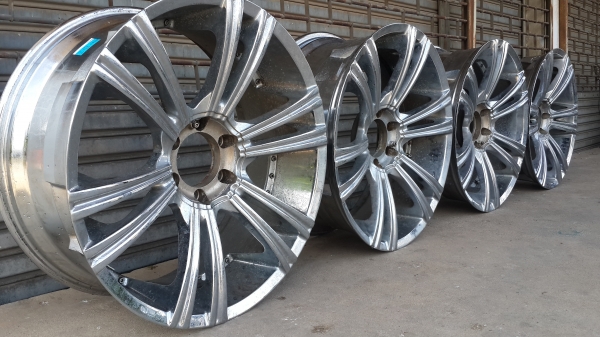 ขอบ 22 โครเมี่ยม 6 รู ครบชุด 4วง