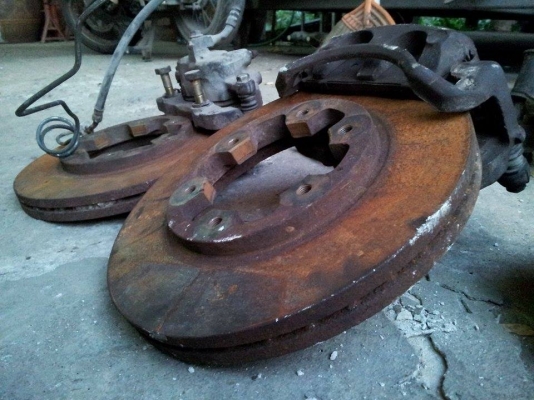 จานคาลิปเปอร์ Terrano I สองพอร์ตจาน280mm.