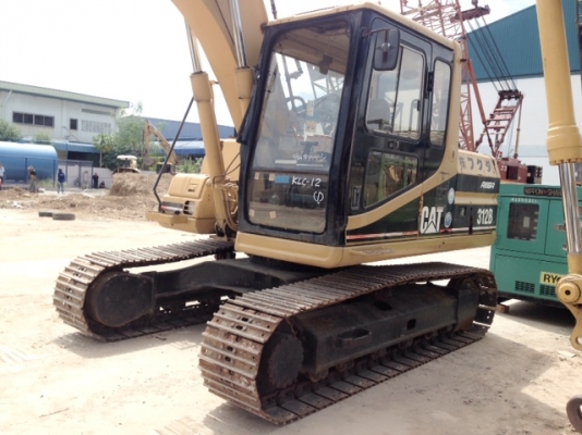 รถขุด Caterpillar 312B Piping, แทรคเหล็ก นำเข้าจากญี่ปุ่น สนใจโทร. 080-6565422 (หนิง)