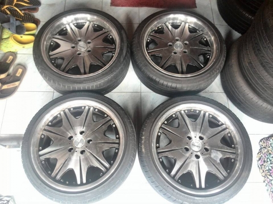 ล้อ W work VARIANZA ขอบ18 5รู114 กว้าง8 หน้าตื้น หลังลึก หน้าออฟ45 หลังออฟ38 พร้อมยาง 225-40-18 ปี13 ชุดละ 12,500 บาท