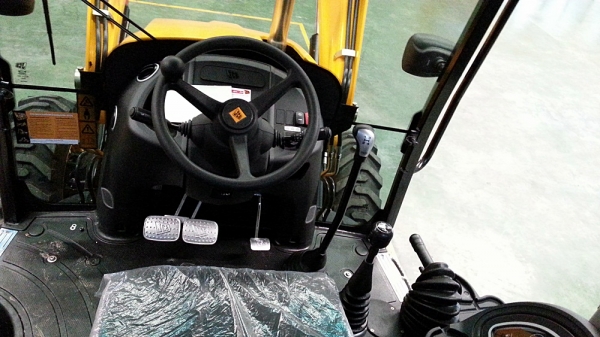 ++ออกรถแบบไม่ต้องดาวน์!! " JCB 3CX ใหม่ " รีบติดต่อด่วนวันนี้++