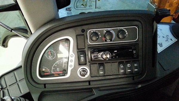 ++ออกรถแบบไม่ต้องดาวน์!! " JCB 3CX ใหม่ " รีบติดต่อด่วนวันนี้++