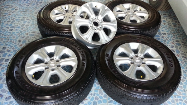 ขายแมคพร้อมยาง NAVARA NP300 ขอบ16