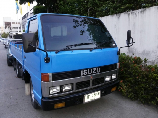 ขาย สี่ล้อตาเหลี่ยม