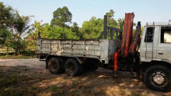 ขายรถบรรทุก สิบล้อ เฮี๊ยบ 6 ตัน 195 แรงม้า 2 เพลา ราคา 740,000 บาท