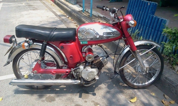 ขาย Yamaha YL2 สภาพตามรูป เอกสารรุ่นเก่าใบเดียวไม่โอน