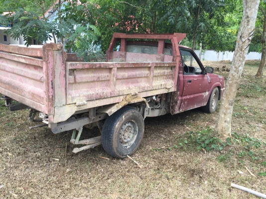 รถกระบะ MAZDA ปีจดทะเบียน 2537  2,500 CC 90 แรงม่้า