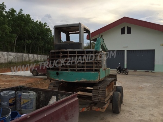 แบคโฮ พร้อมรถลาก