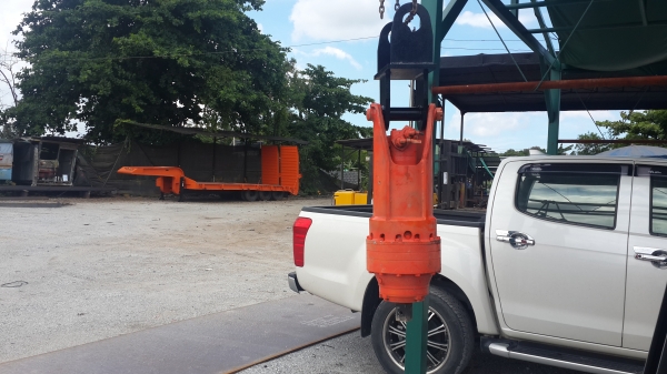 ขายสว่านเจาะดิน..ใส่ pc30..40..50..100..200ครบชุด